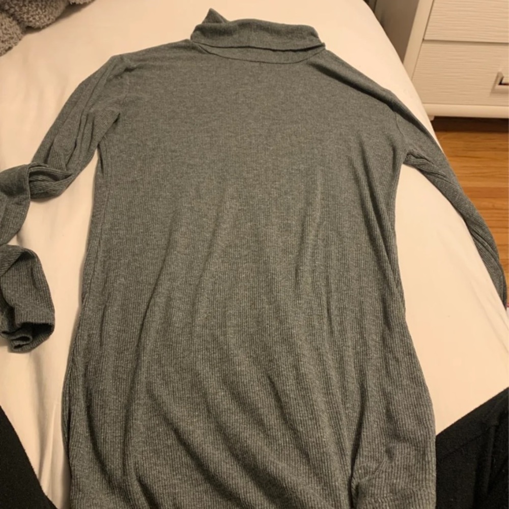 grey turtleneck long sleeve
